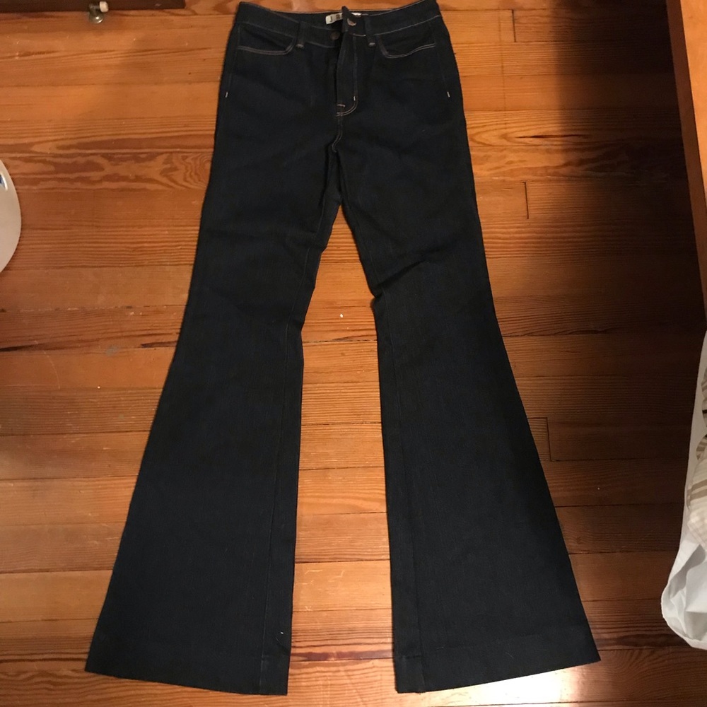 J Brand The Doll Bell Bottom Jean Size 27